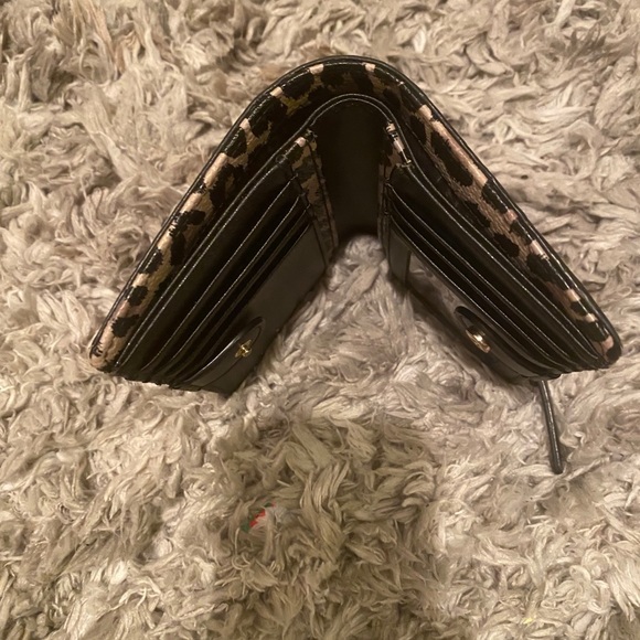 Kate spade leopard wallet - Picture 6 of 6